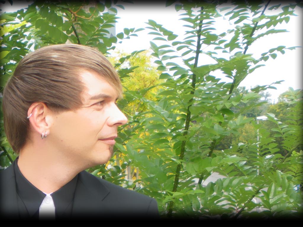 AboutMe banner for @Michu