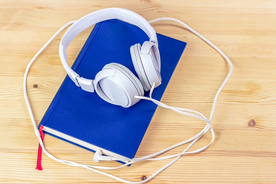 AboutMe banner for @audiobooks