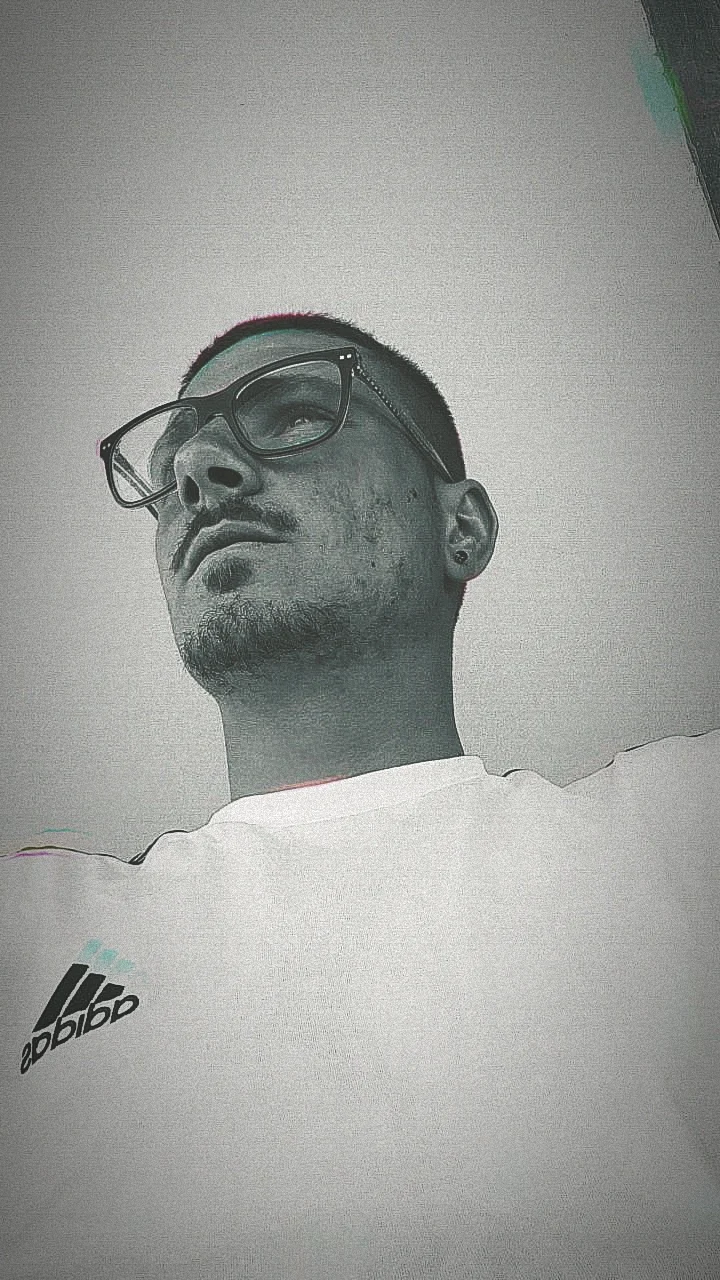 AboutMe banner for @emiliano