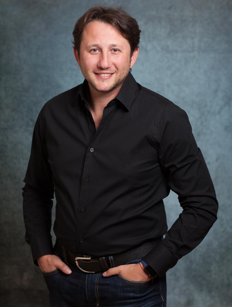 Eric Rapaport - Los Angeles, California, United States, Chicago, Illinois,  United States, Ukraine, Kharkov, Hilton Worldwide, Harbor Freight Tools,  Arlovski.com, Rapaport Consulting, Various Startups, MIS, Project  Management, UX Design | about.me