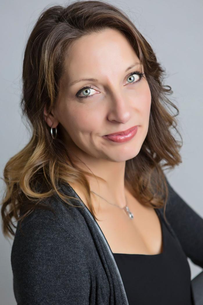 Braziliyadagi guruh porno partiyalari Yosh qizni qora tanli yigit sikadi