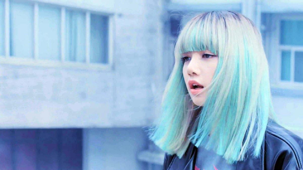 AboutMe banner for @lalisa