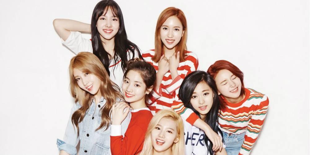 AboutMe banner for @twice