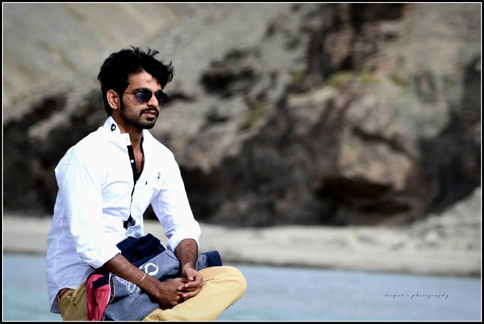 AboutMe banner for @veeru
